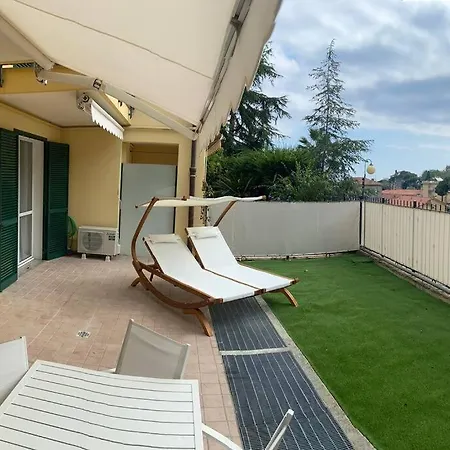 Magici Momenti-bordighera * بورديغيرا